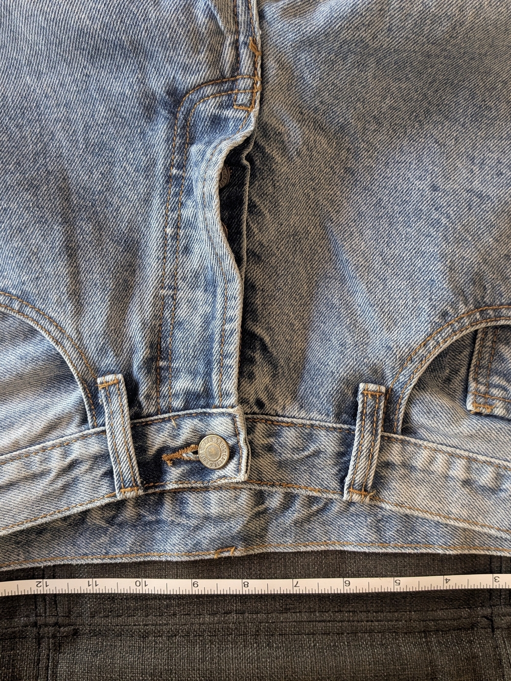 Classic Straight-Leg Women's Blue Jeans - Picture 6 of 9